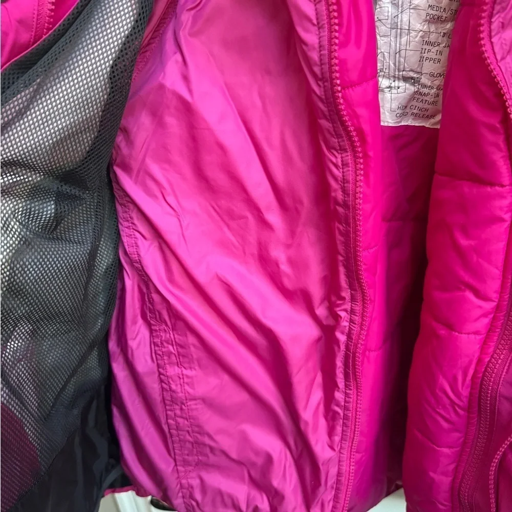 The North Face Girls Large 14/16 Kids Pink and Black TriClimate System Jacket